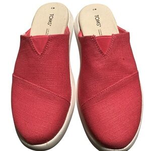 TOMS Women's Pink Mules Size 7 NWOT
